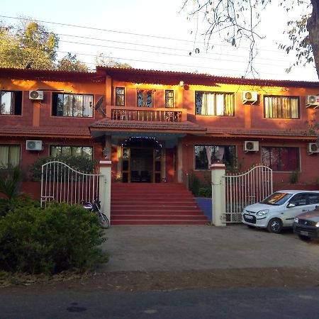 Om Shree Bed And Breakfast Harihareshwar Екстериор снимка